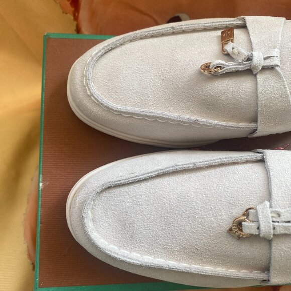 Loro Piana summer white slippers for ladies - Picture 3 of 6